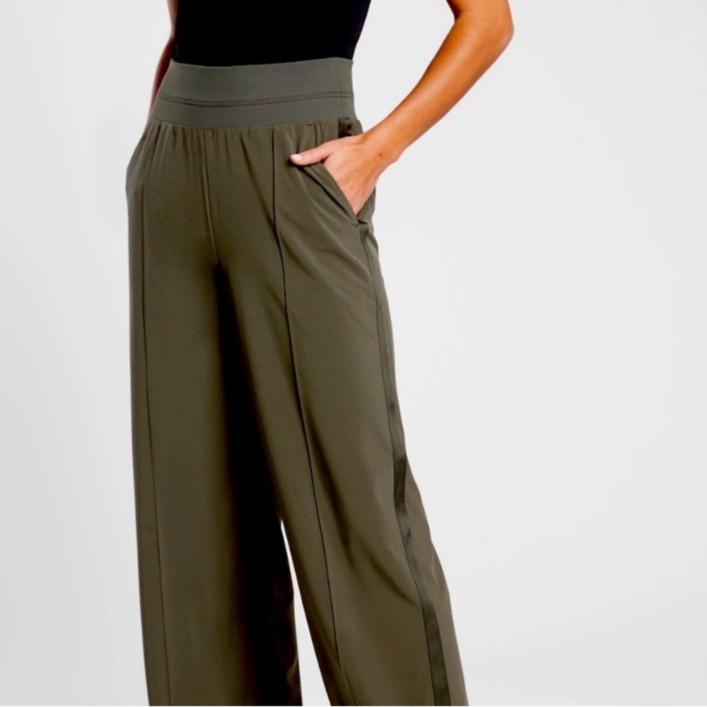 Athleta Nolita Wide Leg pants size 14T